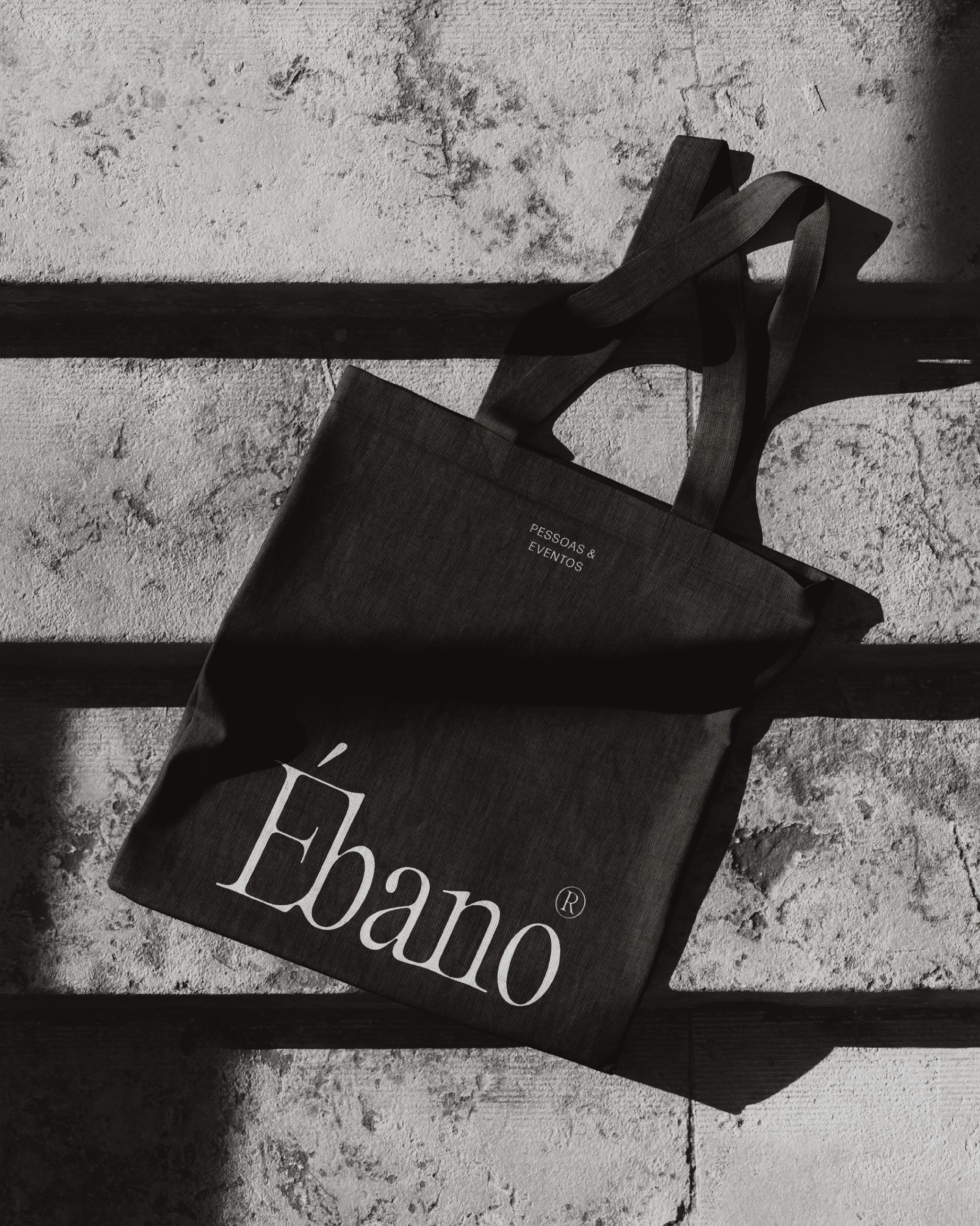 ebano aplicacoes preto e branco